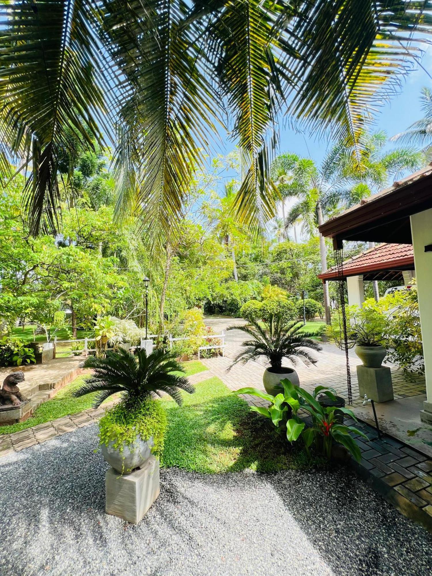 Krishan Villa Negombo Exterior photo